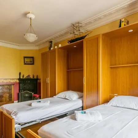 Chapelle 2 - Kp - Great F2 Perfect For 4 Guests - Lively Area Paris