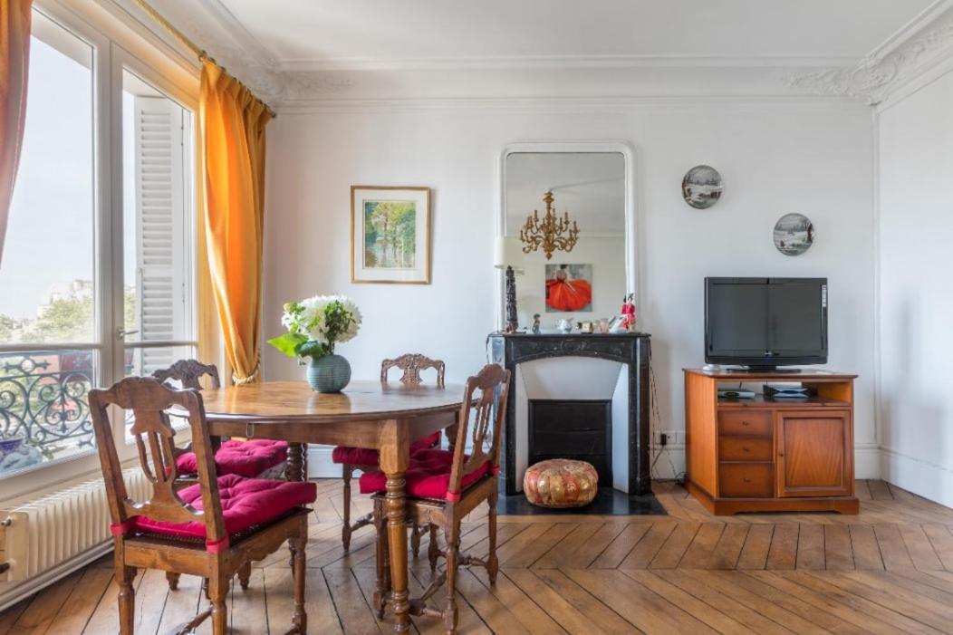 Chapelle 2 - Ci - Great F2 Perfect For 4 Guests - Lively Area Parigi